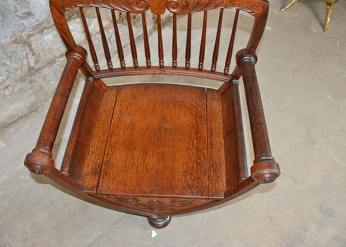 Wooden Captains Chair