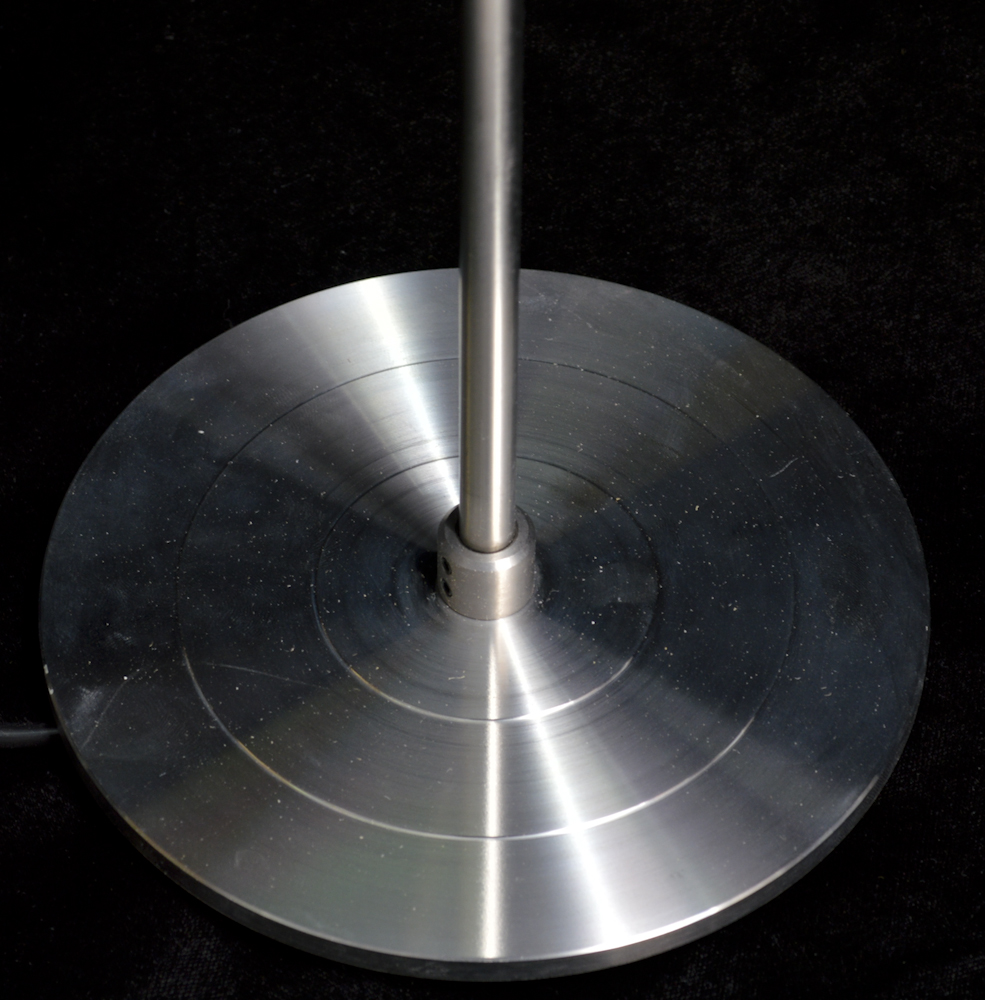 New MGX Lighting Twister Floor Lamp