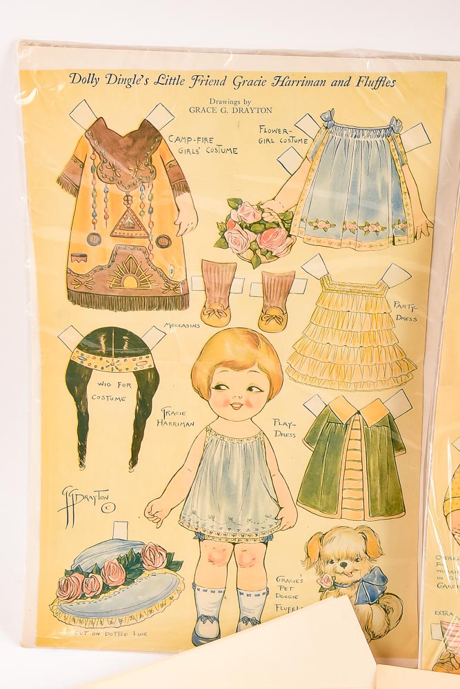 Collection of Vintage Paper Dolls and a Joan Walsh Anglund Print Porfolio