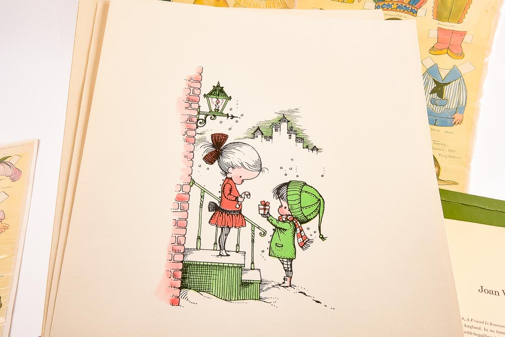 Collection of Vintage Paper Dolls and a Joan Walsh Anglund Print Porfolio