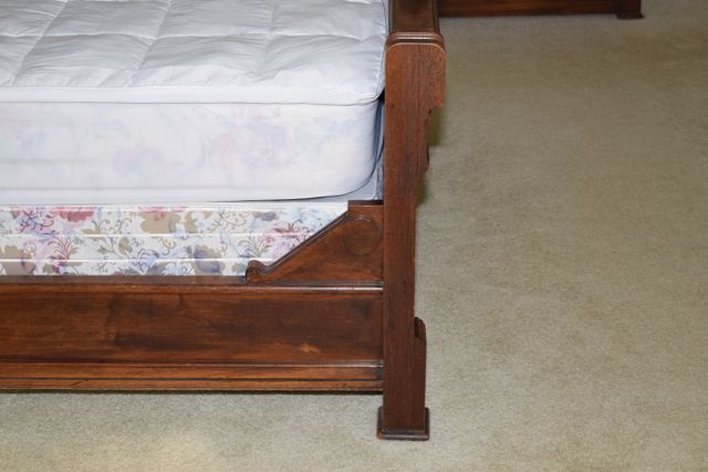 Antique Eastlake Full Size Bed