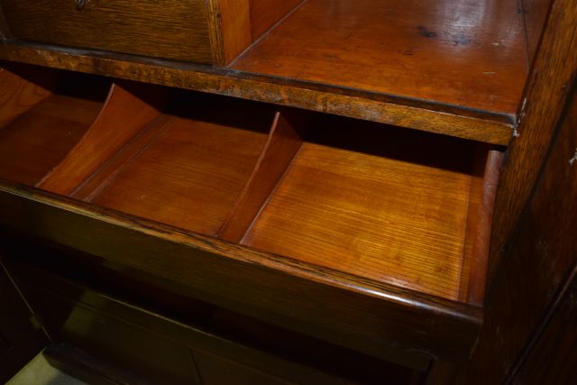 Antique Scarritt-Comstock Quarter Sawn Oak Gentleman's Wardrobe