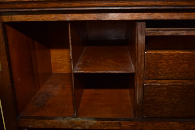 Antique Scarritt-Comstock Quarter Sawn Oak Gentleman's Wardrobe