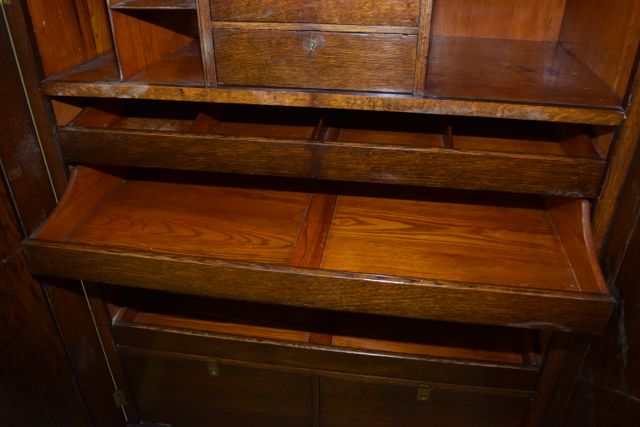 Antique Scarritt-Comstock Quarter Sawn Oak Gentleman's Wardrobe