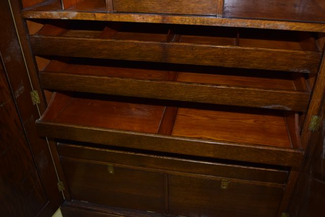 Antique Scarritt-Comstock Quarter Sawn Oak Gentleman's Wardrobe