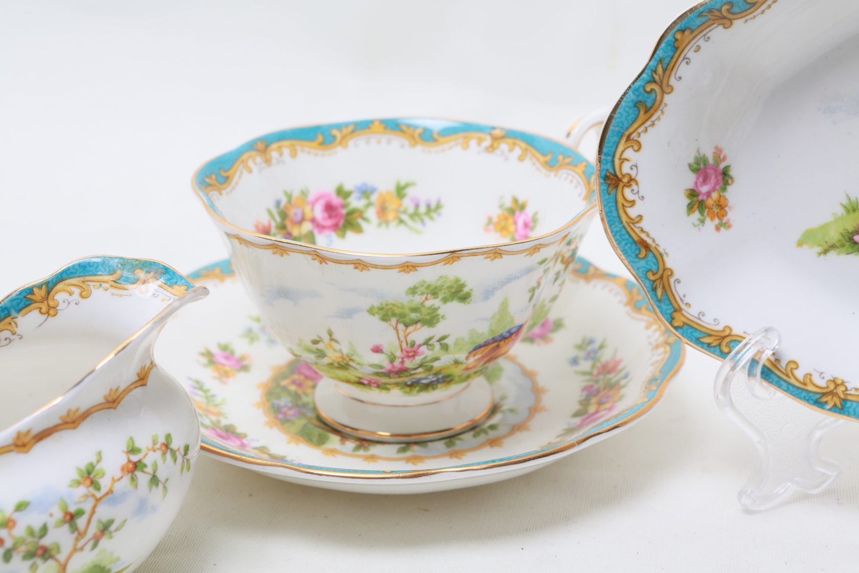 Royal Labert "Chelsea Bird" China Set