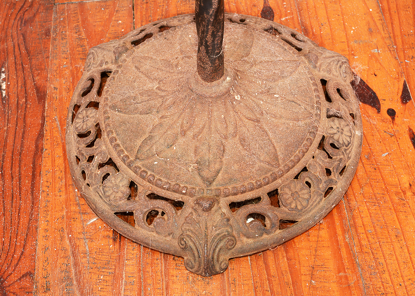 Antique Victorian Cast Iron Fishbowl Stand