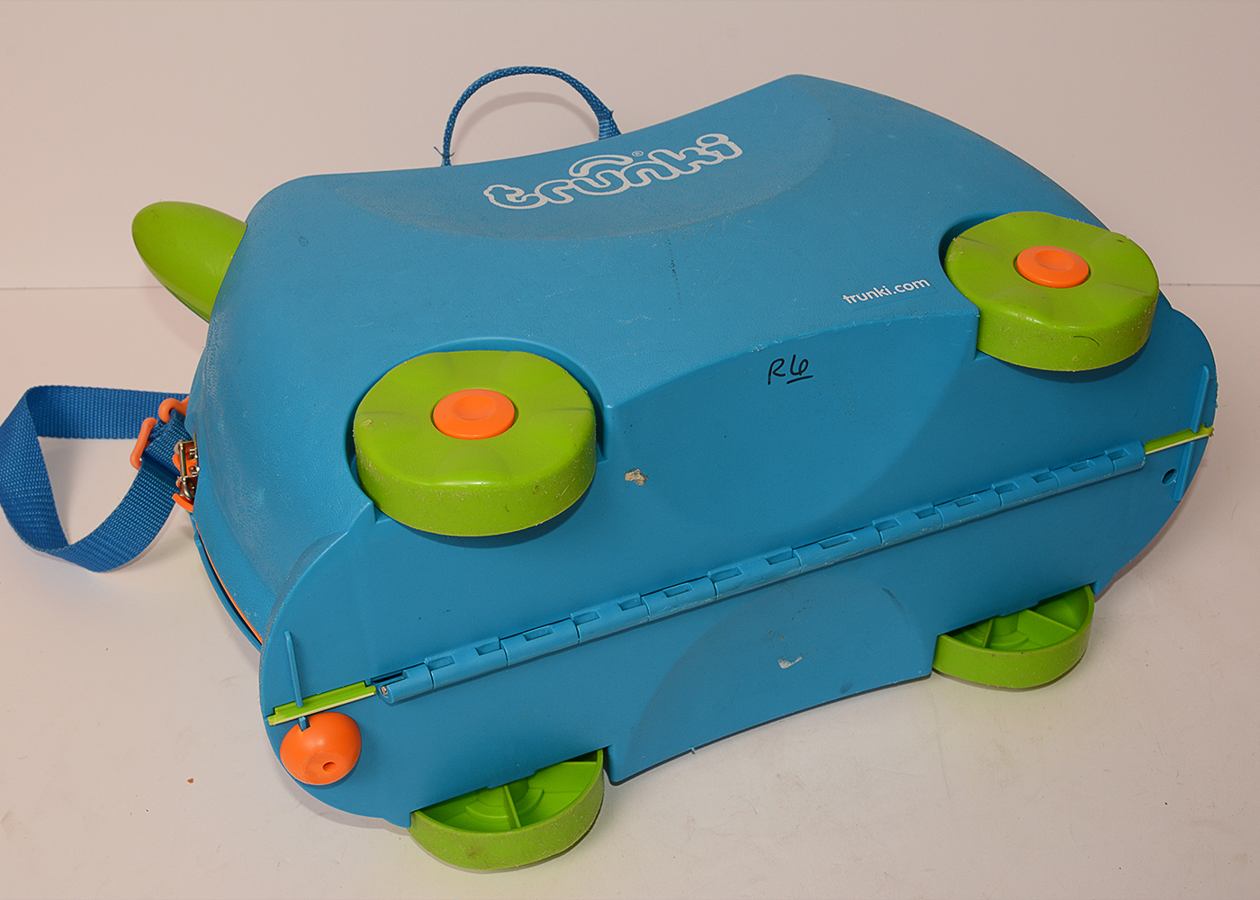 Little Tikes Airplane Swing and Trunki Suitcase