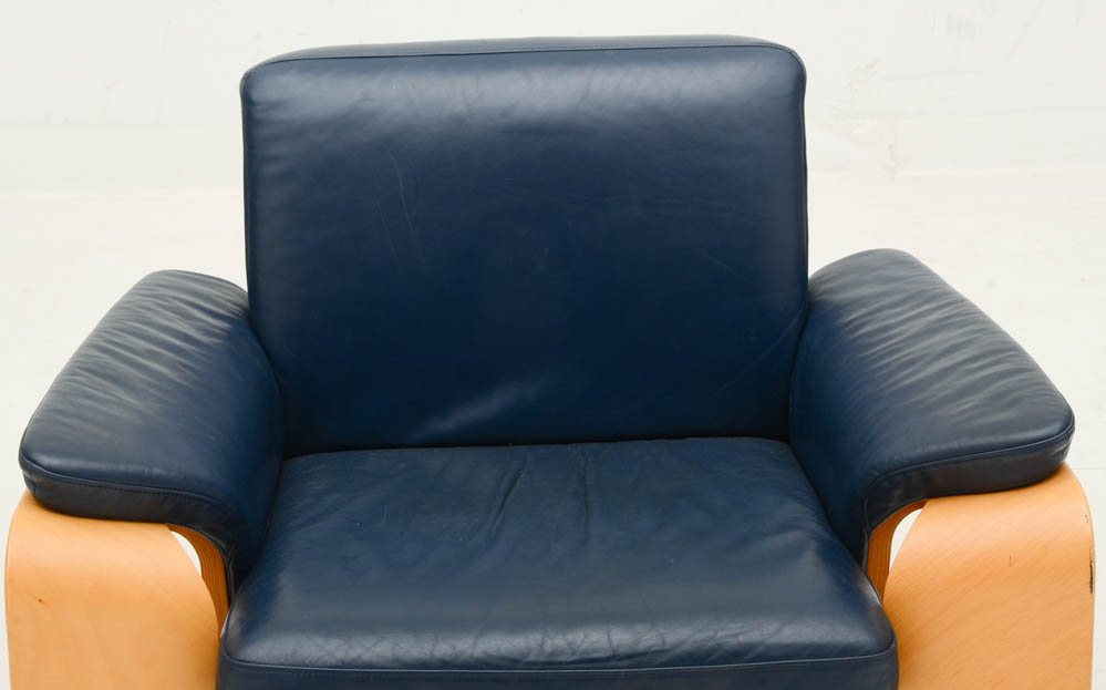 Ekornes Stressless Pegasus Leather and Birch Recliner Chair