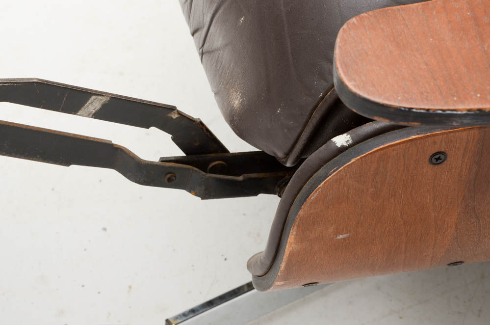 Vintage Eames-Style Walnut and Leather Recliner Chair