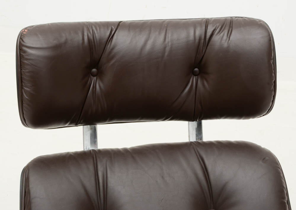 Vintage Eames-Style Walnut and Leather Recliner Chair