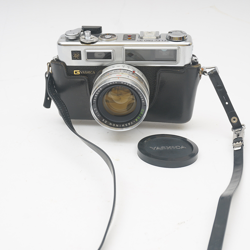 Vintage Yashica Electro 35 Camera