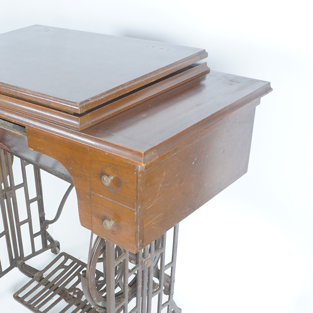 Vintage Montgomery Ward Sewing Machine and Table