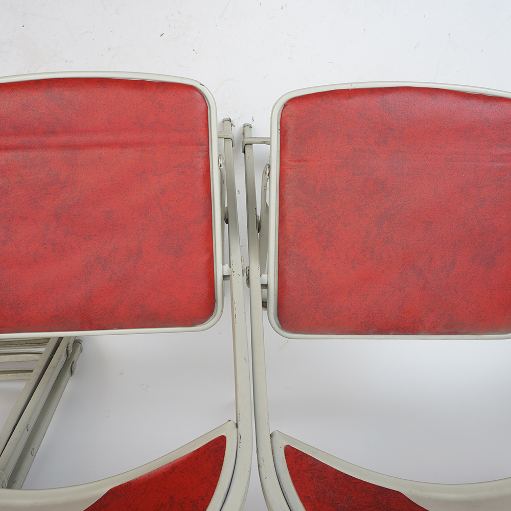 Retro Round Card Table With Matching Chairs