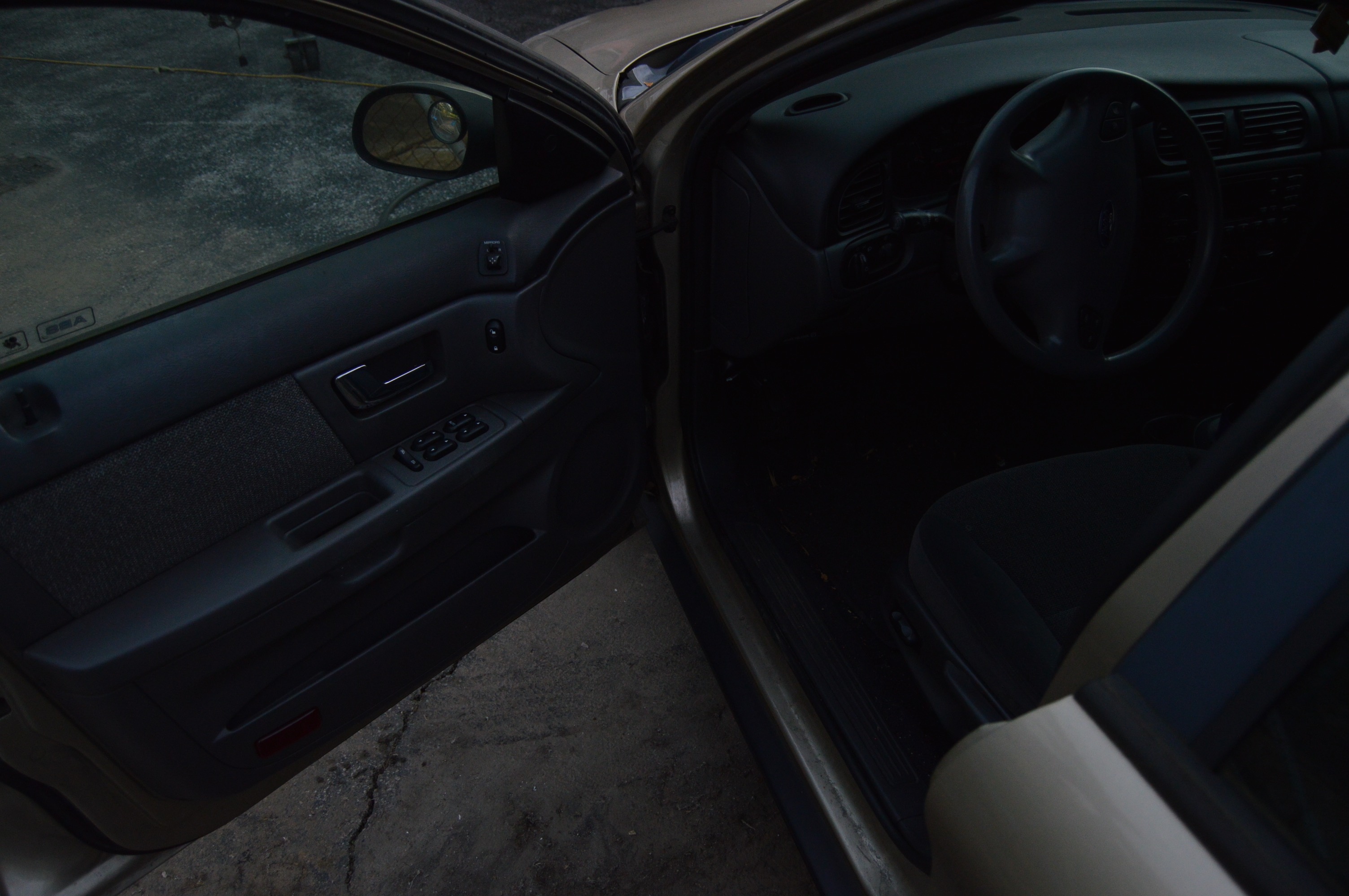 2000 Harvest Gold Ford Taurus