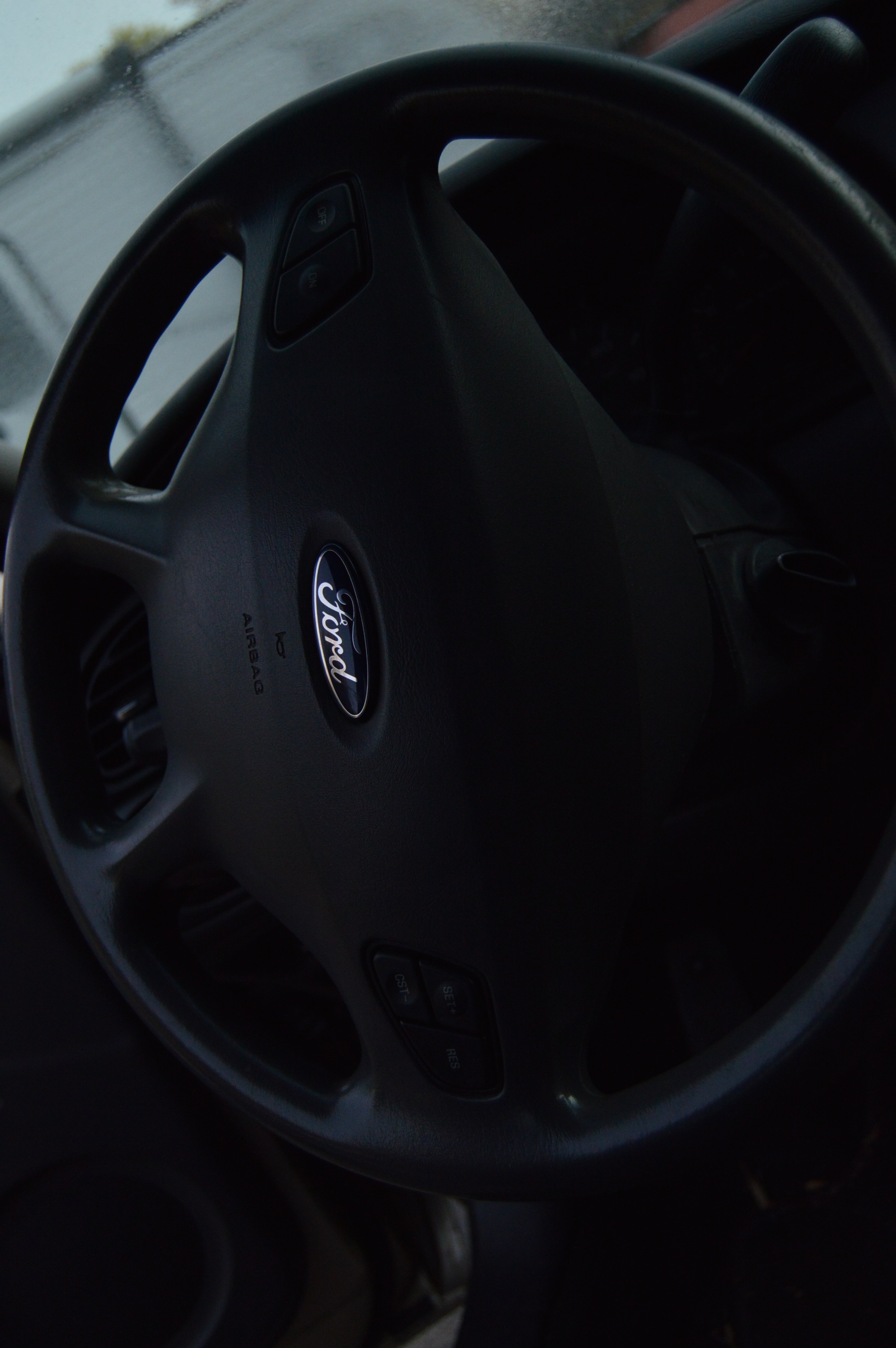 2000 Harvest Gold Ford Taurus