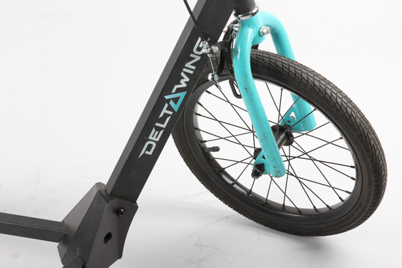 Blue Delta Wing Razor Scooter