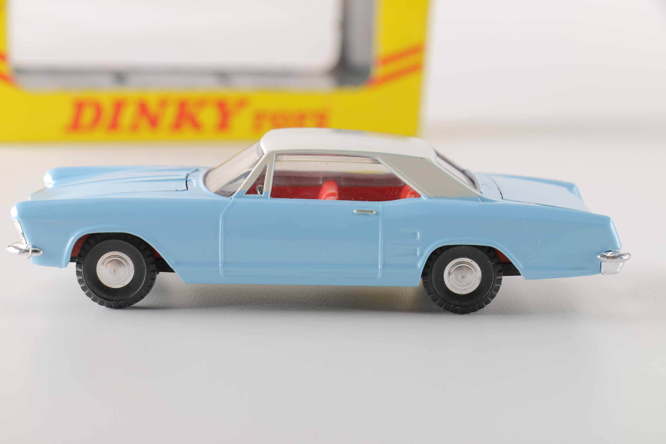 Dinky Toys 1964 Buick Riviera