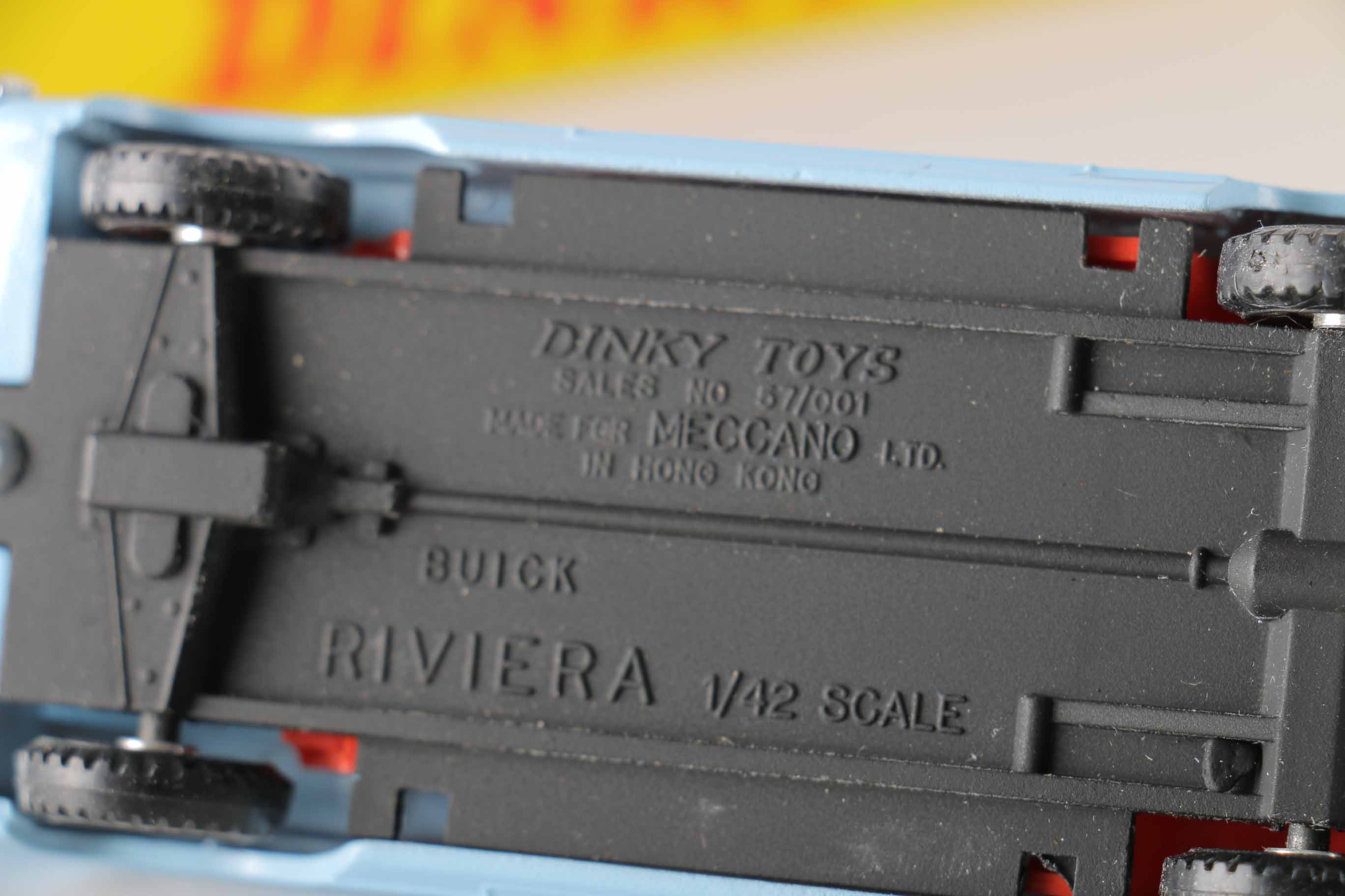Dinky Toys 1964 Buick Riviera