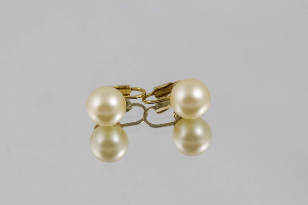 Pair of Vintage Hattie Carnegie Faux Pearl Earrings
