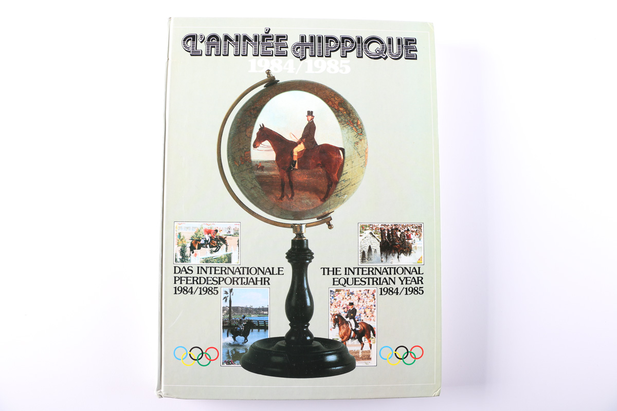 Two "L'annèe Hippique" Books