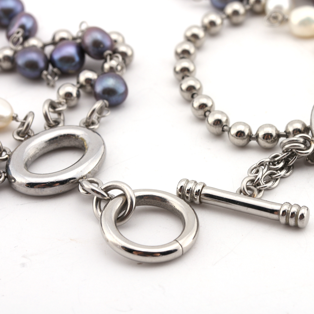 Dyed Freshwater Pearl Necklace and Bracelets