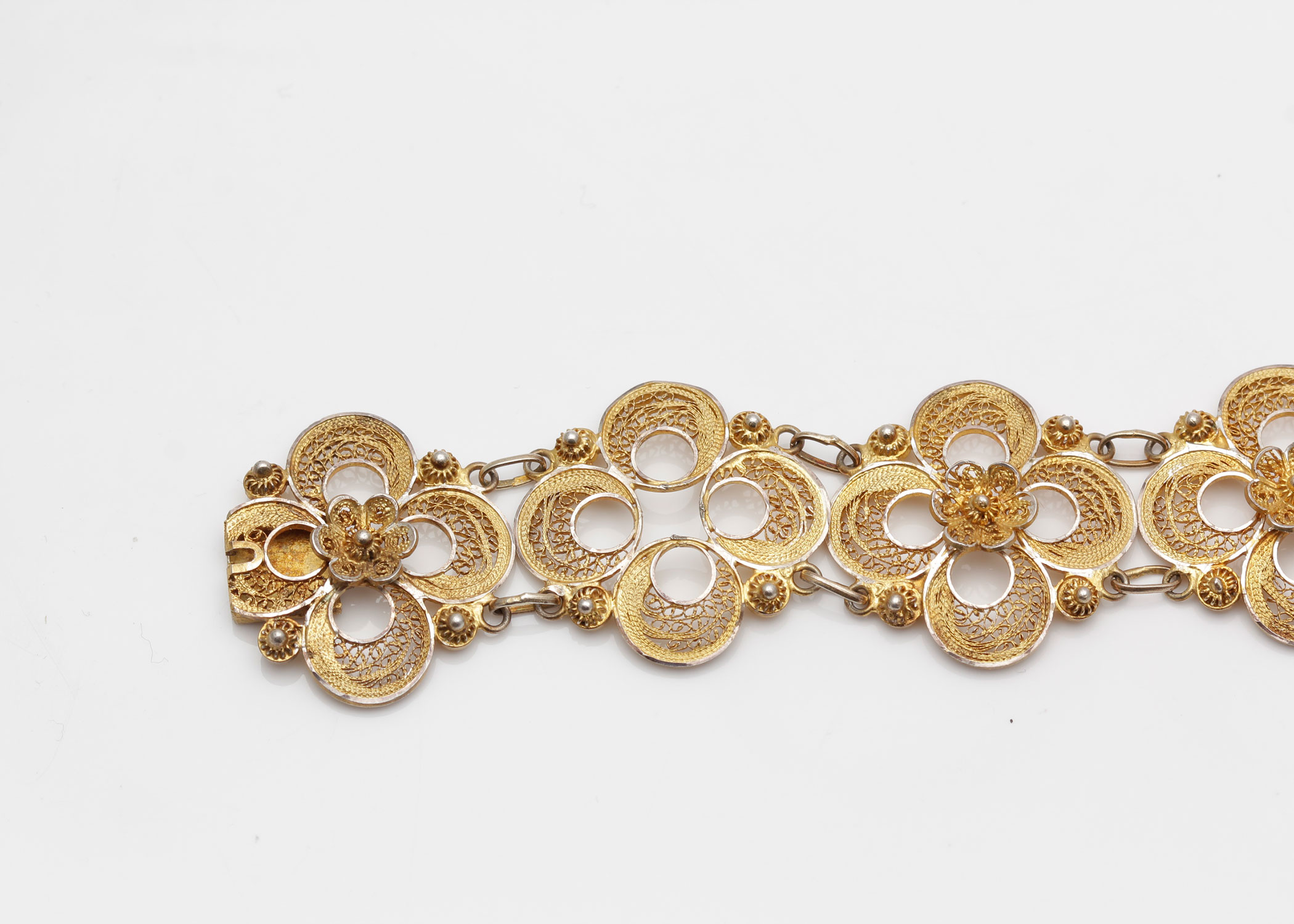 Gold Plated Filigree Fan and Flower Bracelet
