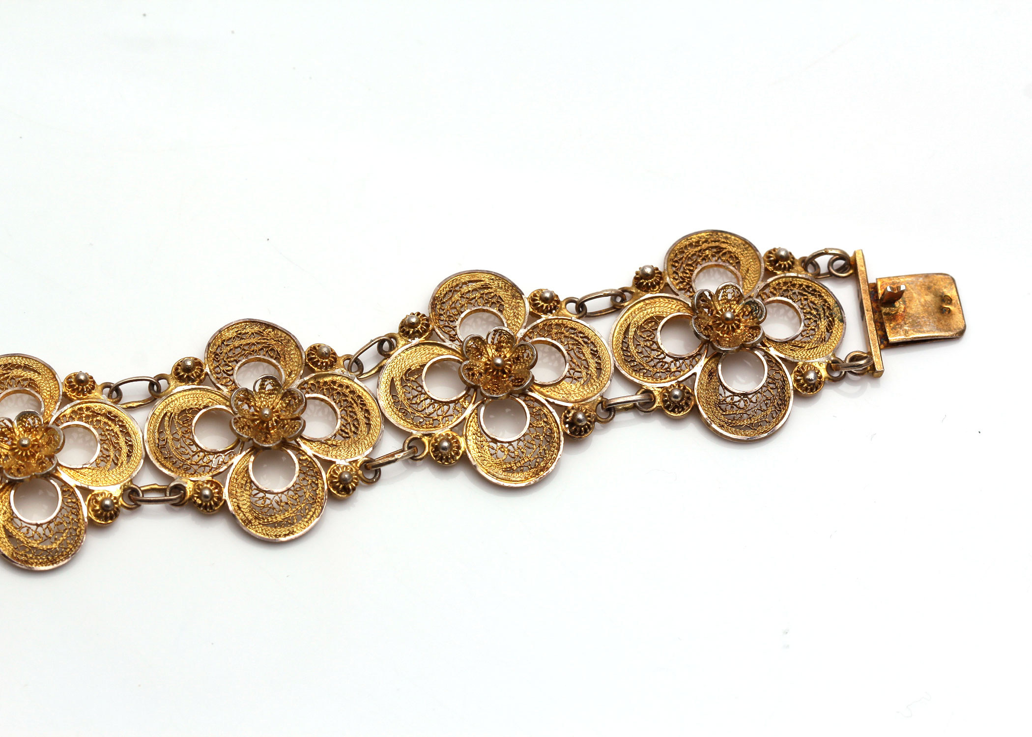 Gold Plated Filigree Fan and Flower Bracelet
