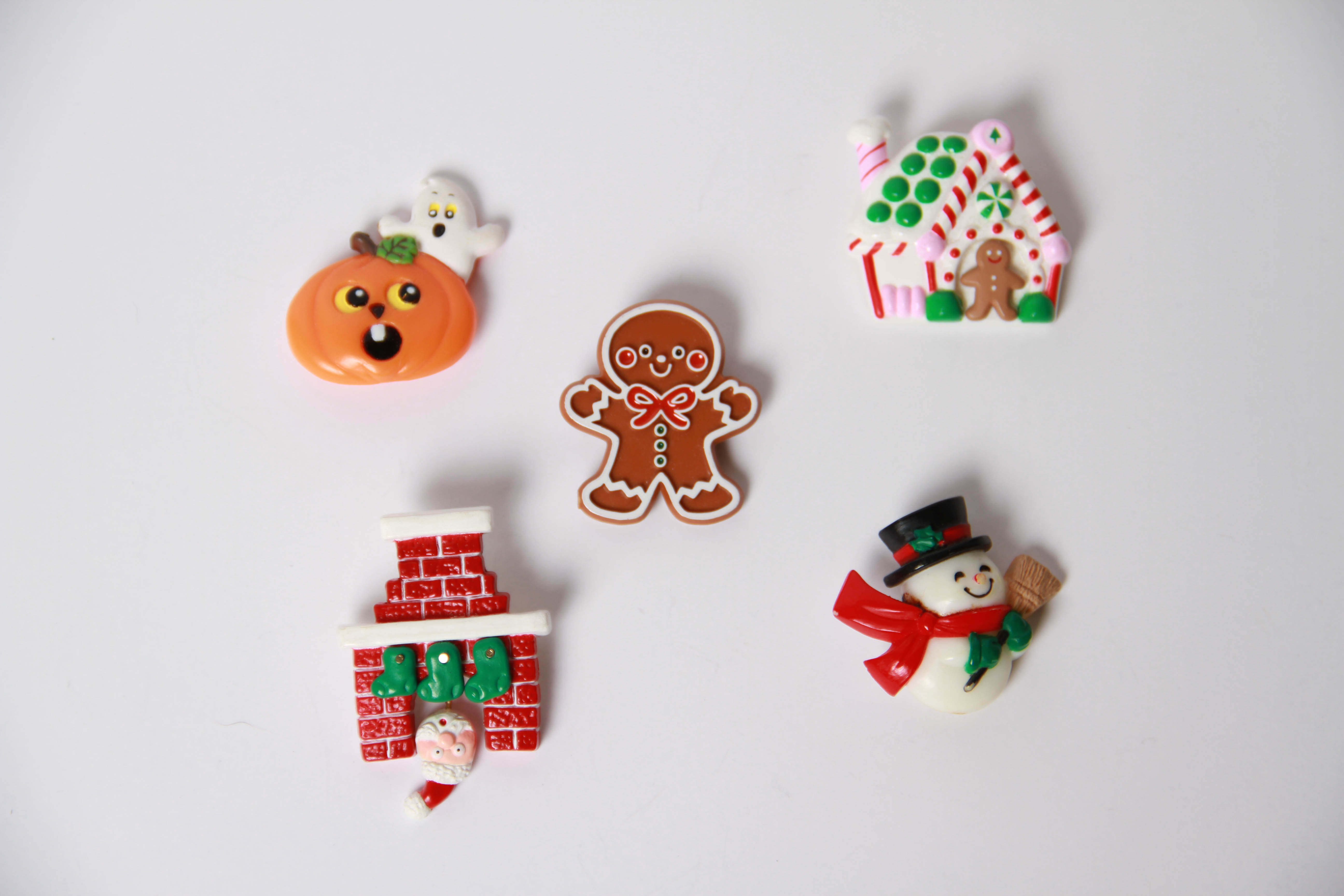 Assortment of Novelty Holiday Themed Jewelry