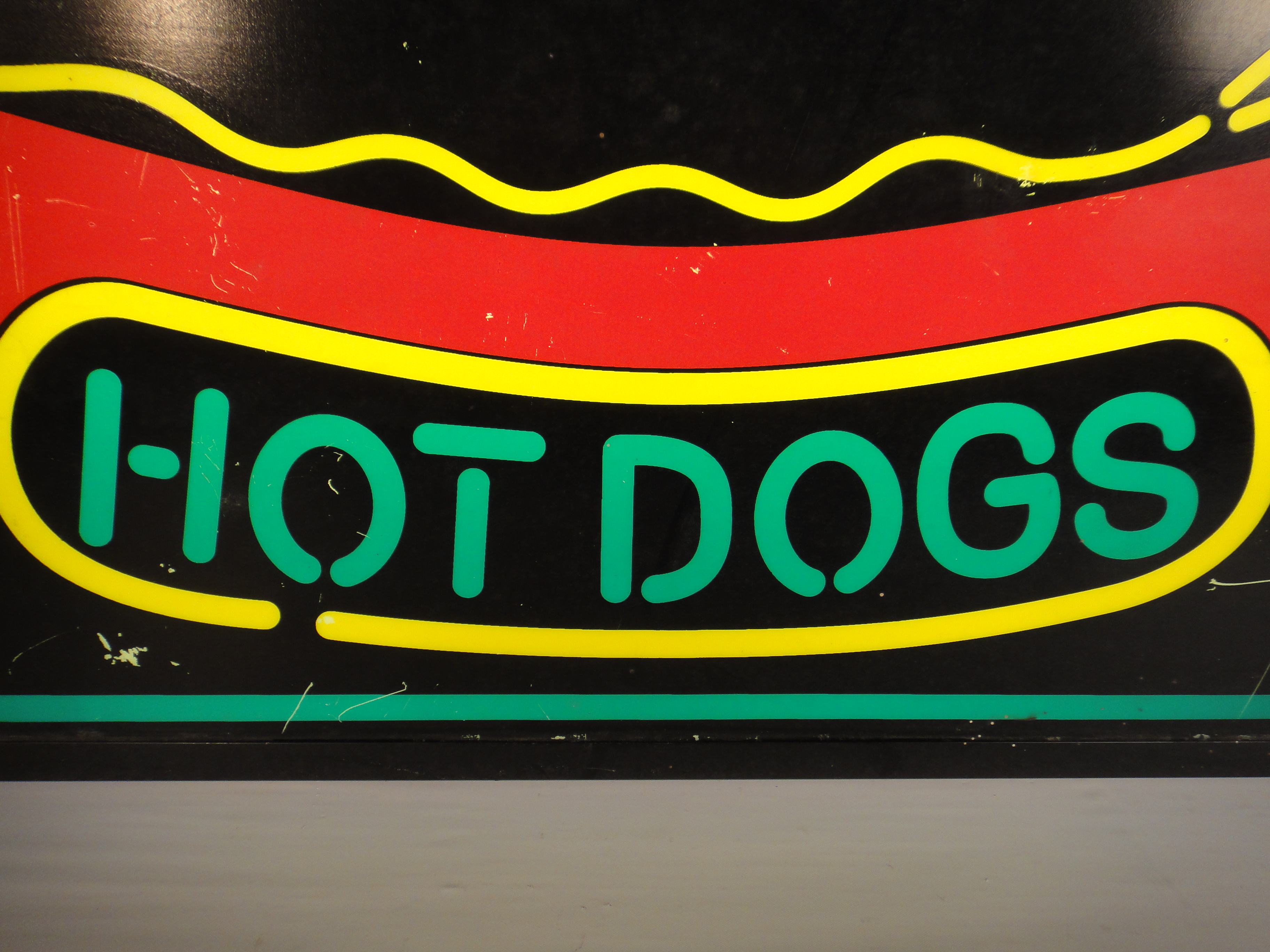 Vintage Kahn's Hot Dogs Neon Lighted Sign