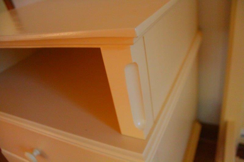 Vermont Tubbs Bed Frame and Side Table