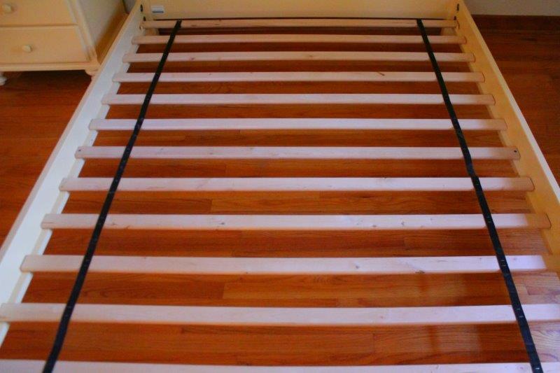 Vermont Tubbs Bed Frame and Side Table