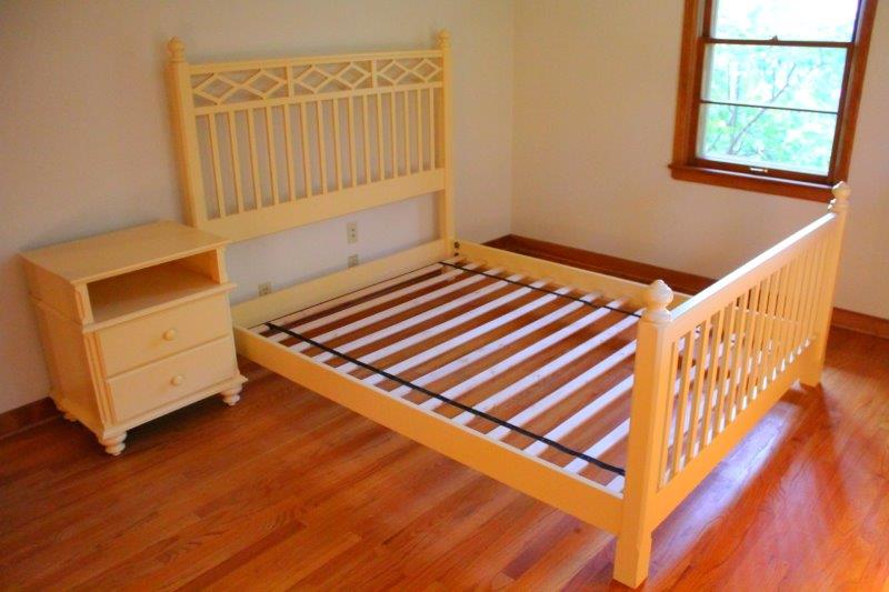 Vermont Tubbs Bed Frame and Side Table