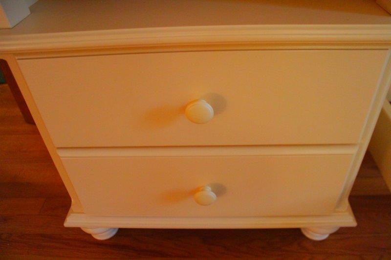 Vermont Tubbs Bed Frame and Side Table