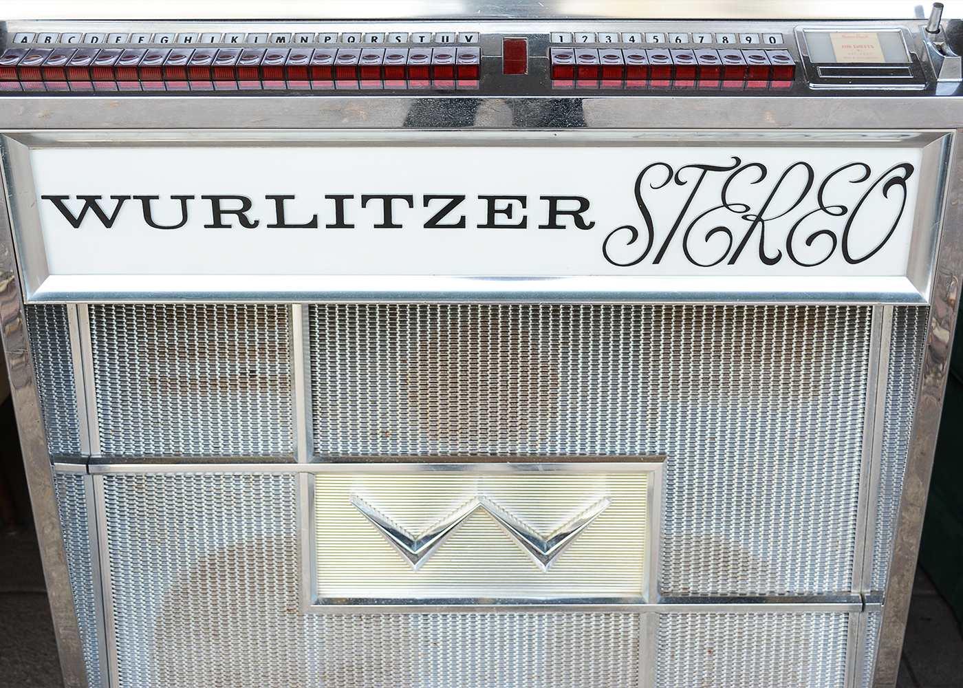 Vintage 1960s Wurlitzer Model 2700 Jukebox