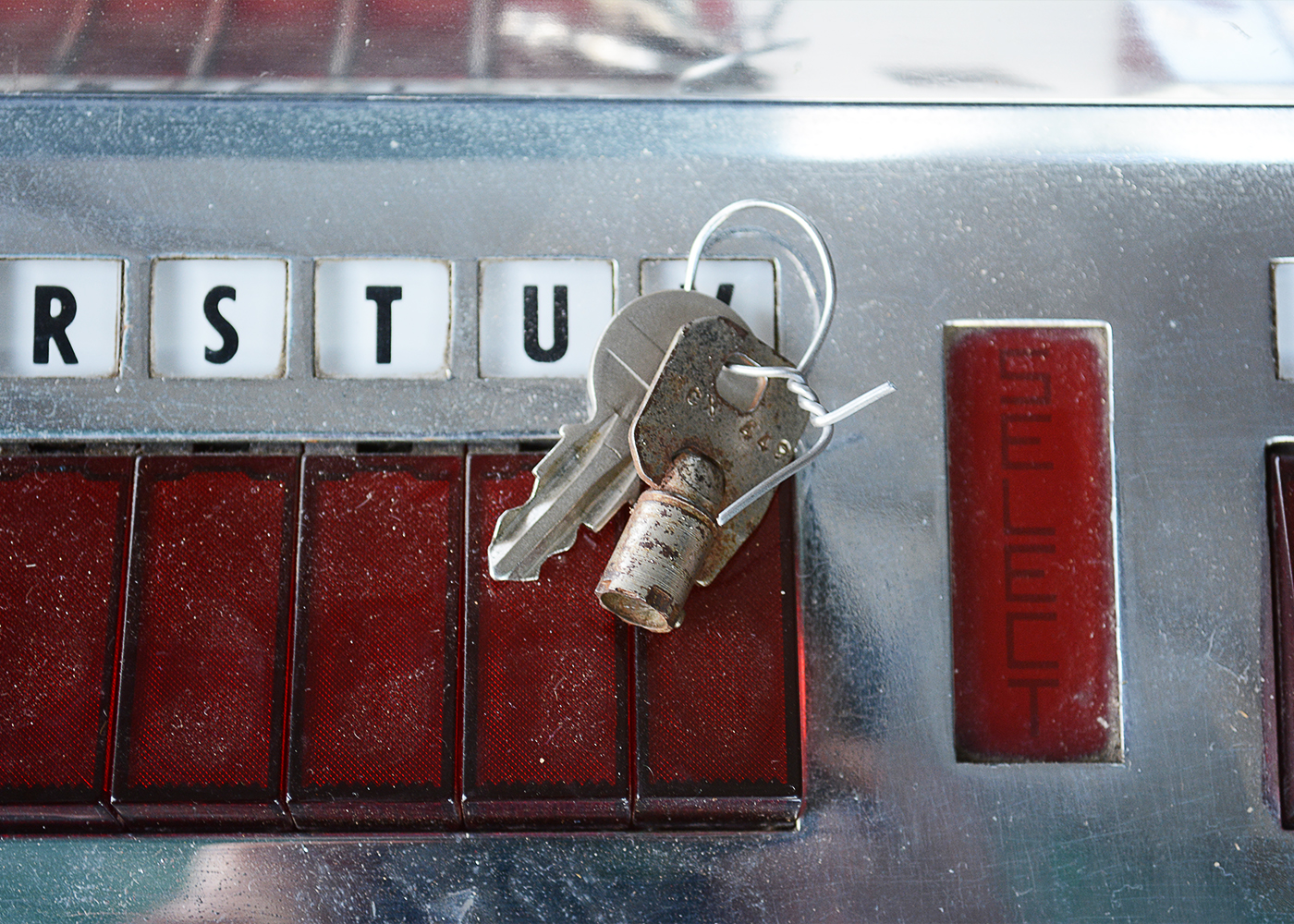 Vintage 1960s Wurlitzer Model 2700 Jukebox