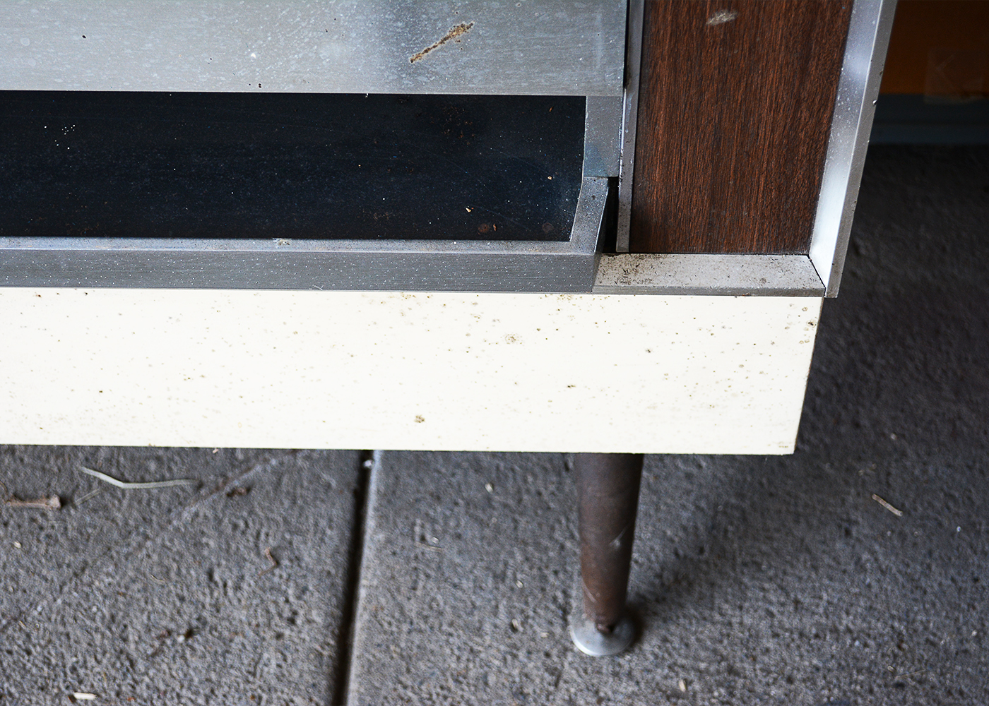 Vintage 1969 National Vendors Cigarette Vending Machine