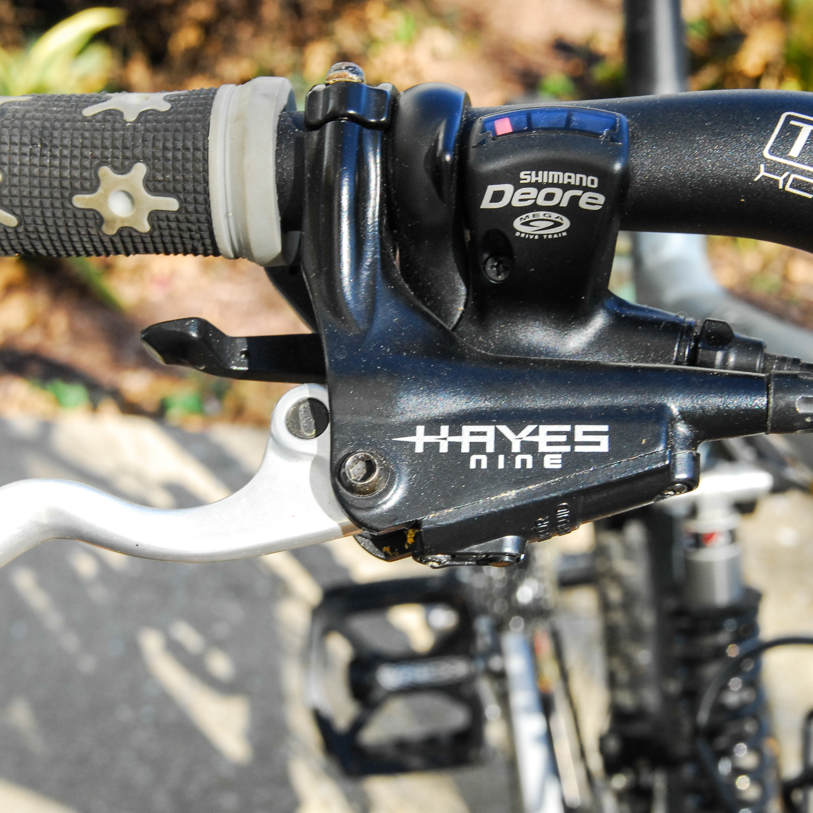 Kona Clump 7005 Mountain Bike And Wireless Computer