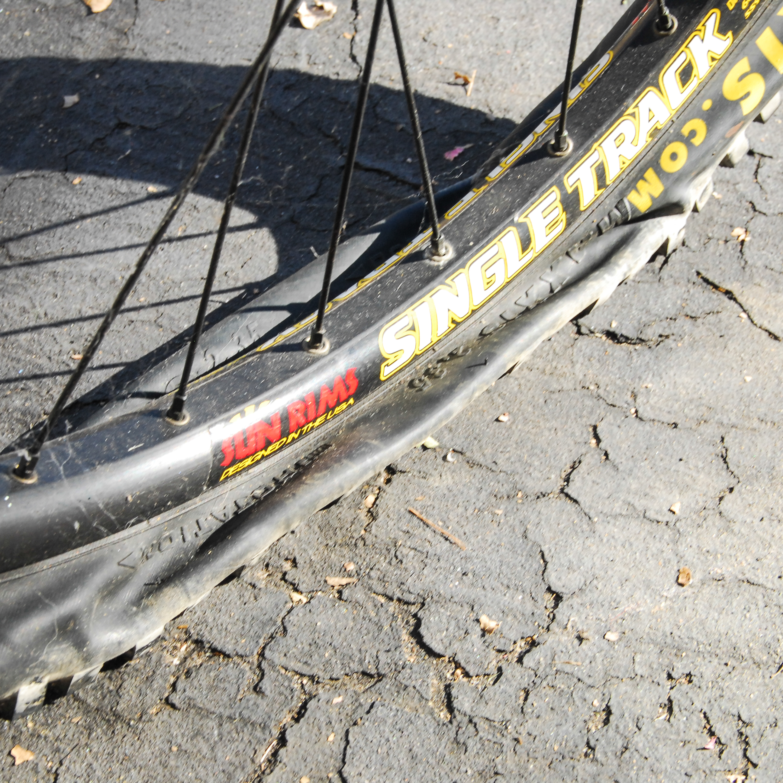 Kona Clump 7005 Mountain Bike And Wireless Computer