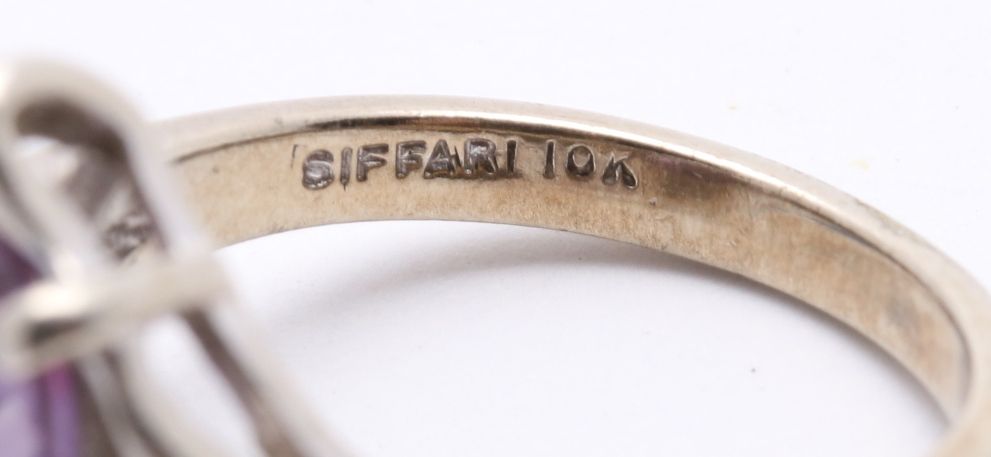 10K White Gold Sapphire Ring