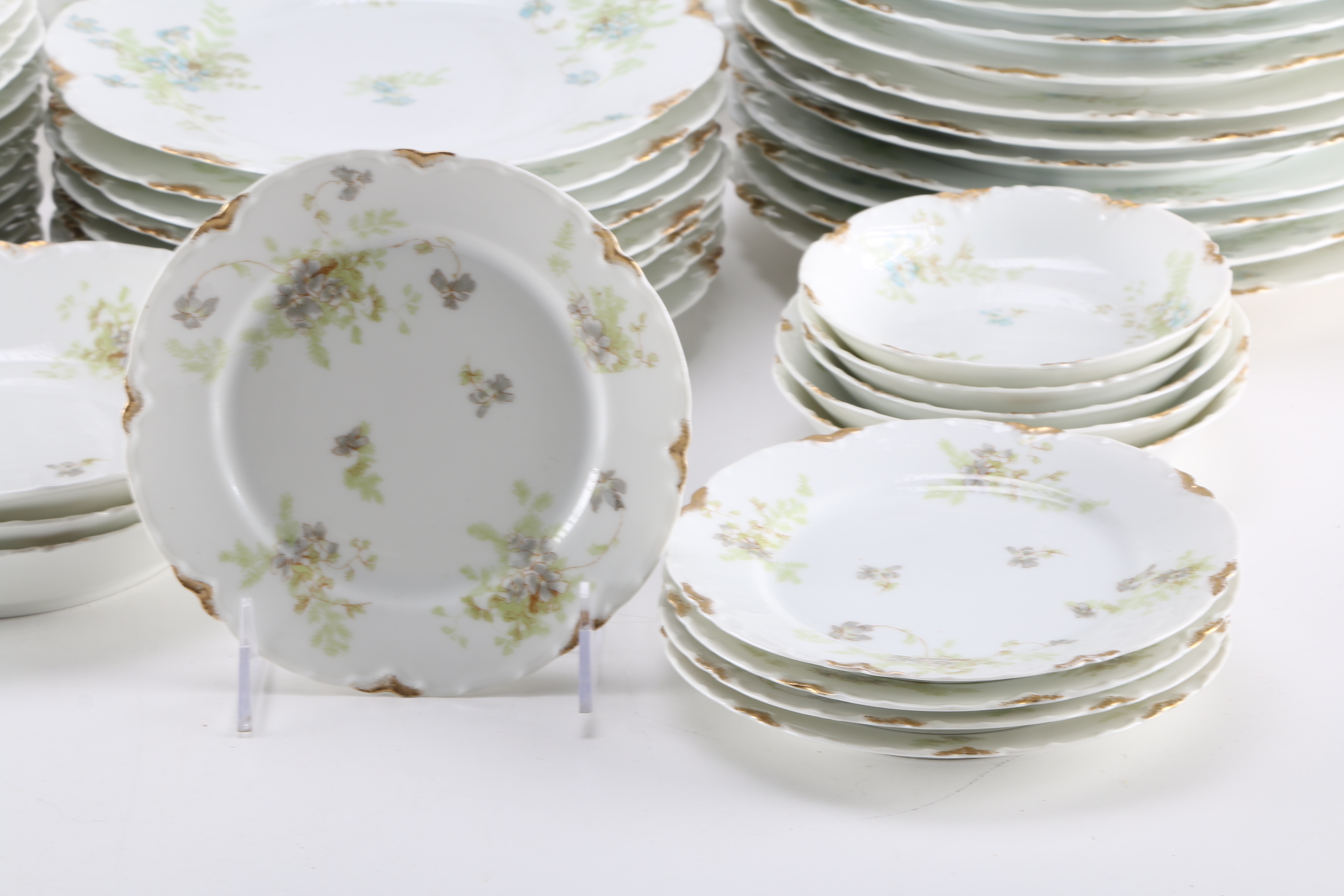Haviland China "Tarascon" Pattern Dinner Service