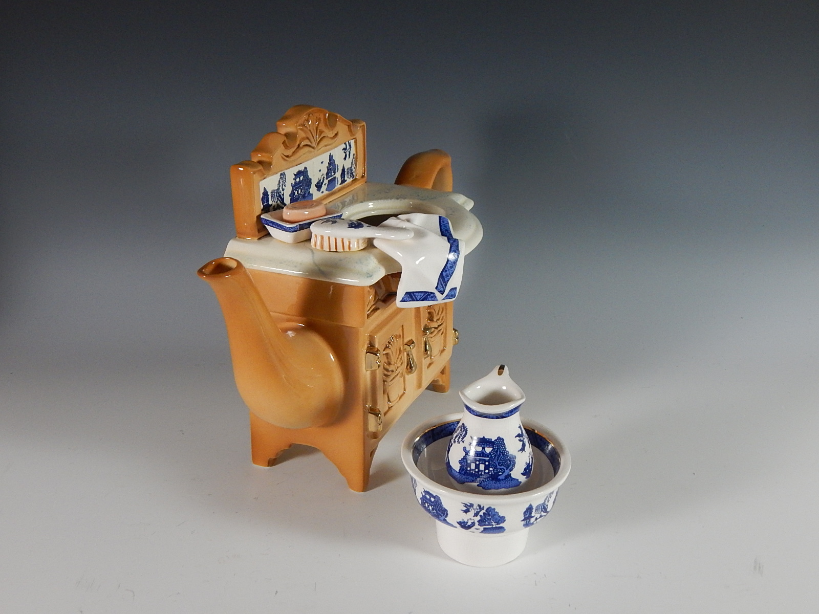 Cardew Teapot - 'Cardew Blue'