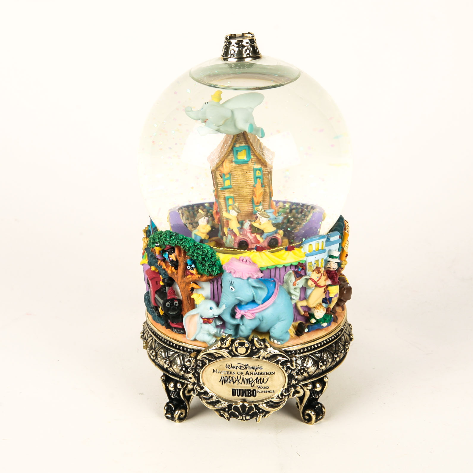 Walt Disney Dumbo Snow Globe