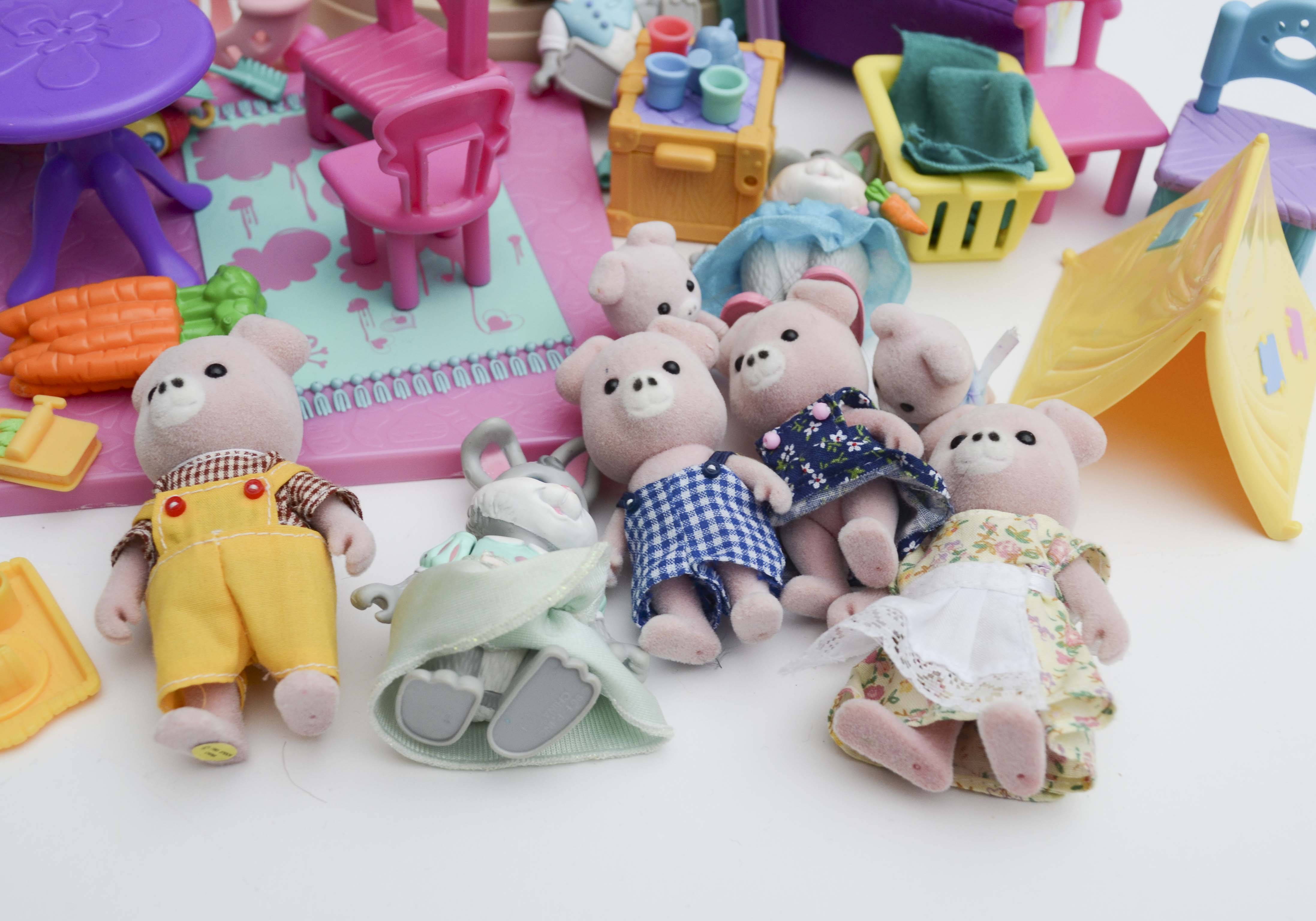 Fisher Price "Hideaway Hollow" Bunny Treehouse with Accessories