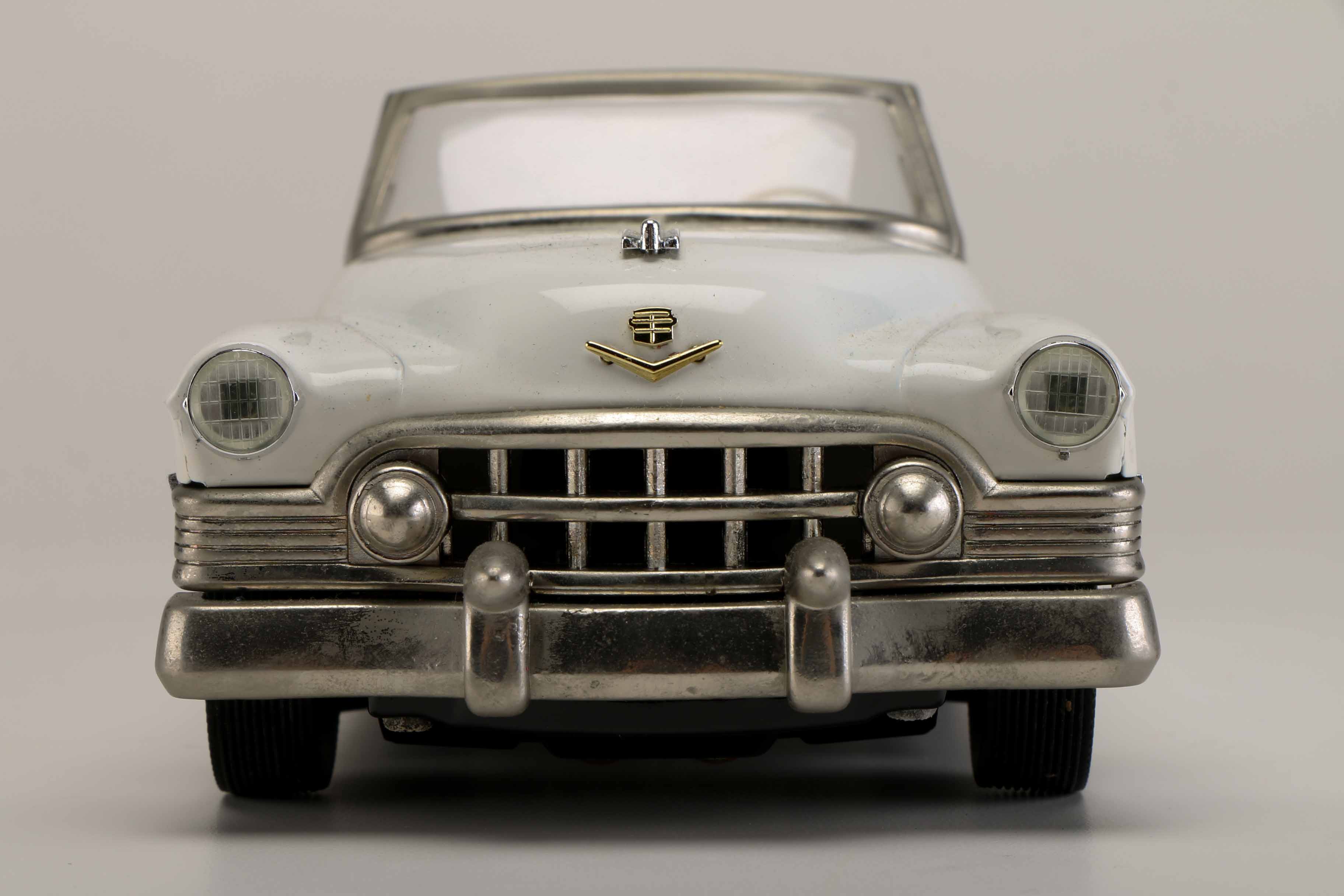 Modern Tin Friction 1950's Cars