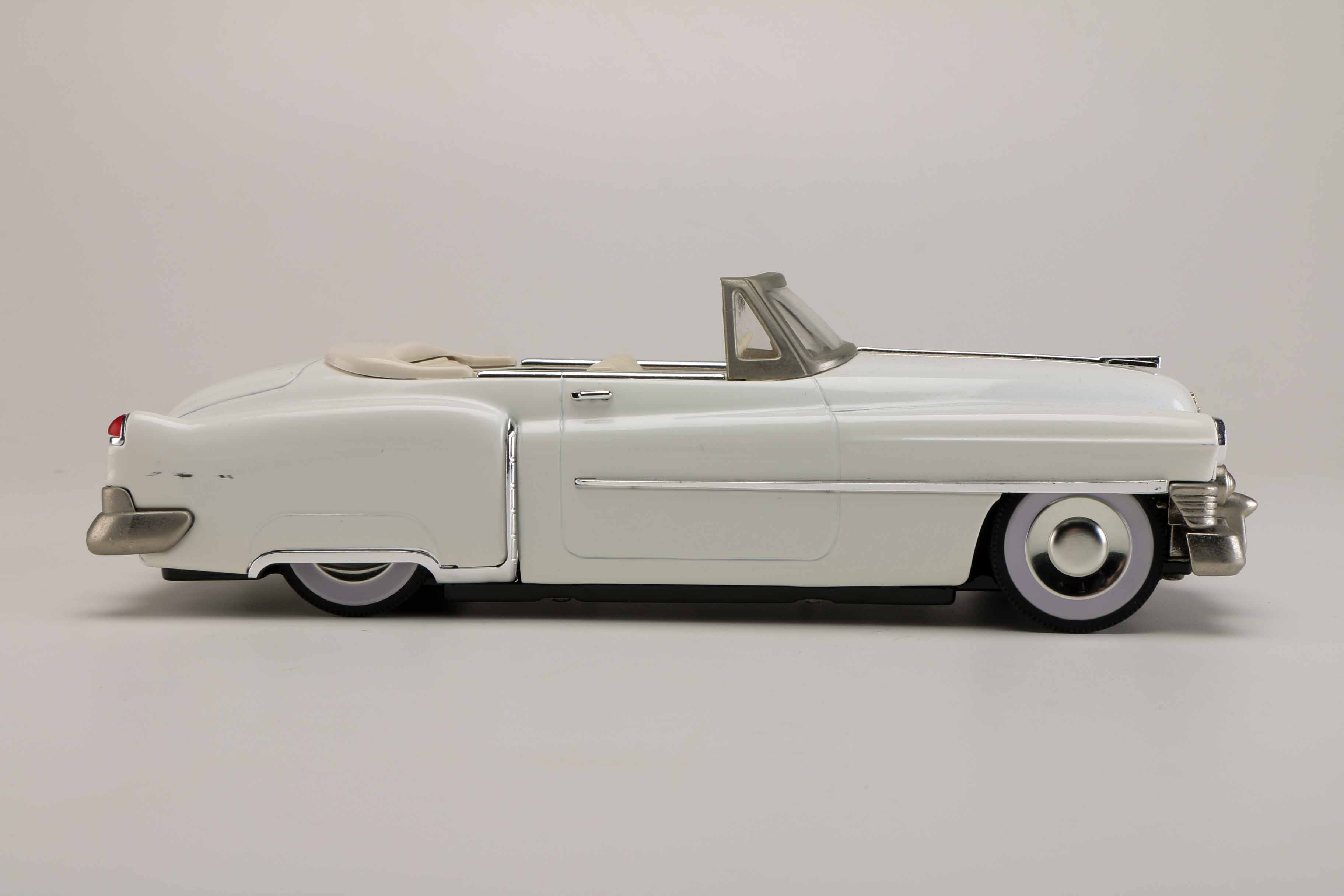 Modern Tin Friction 1950's Cars