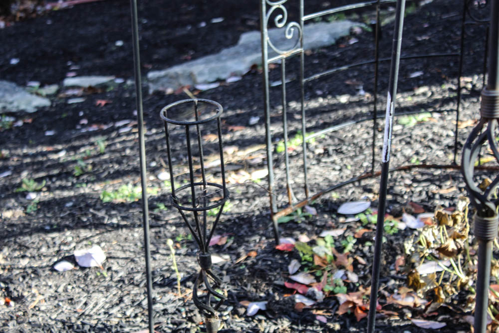 Wrought Iron Garden Decor EBTH