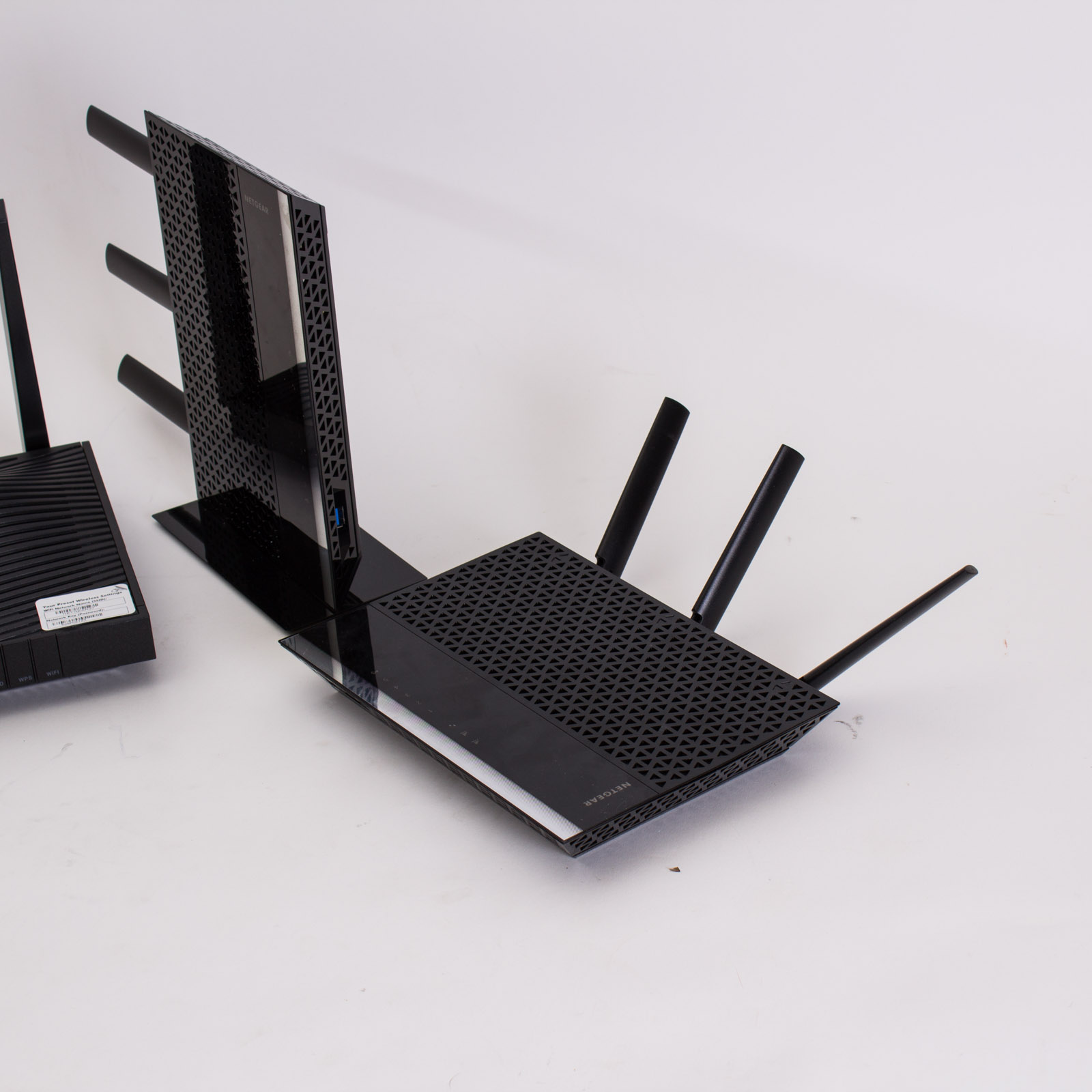 Netgear Nighthawk Tri-Band Wifi Router and Two Range Extenders