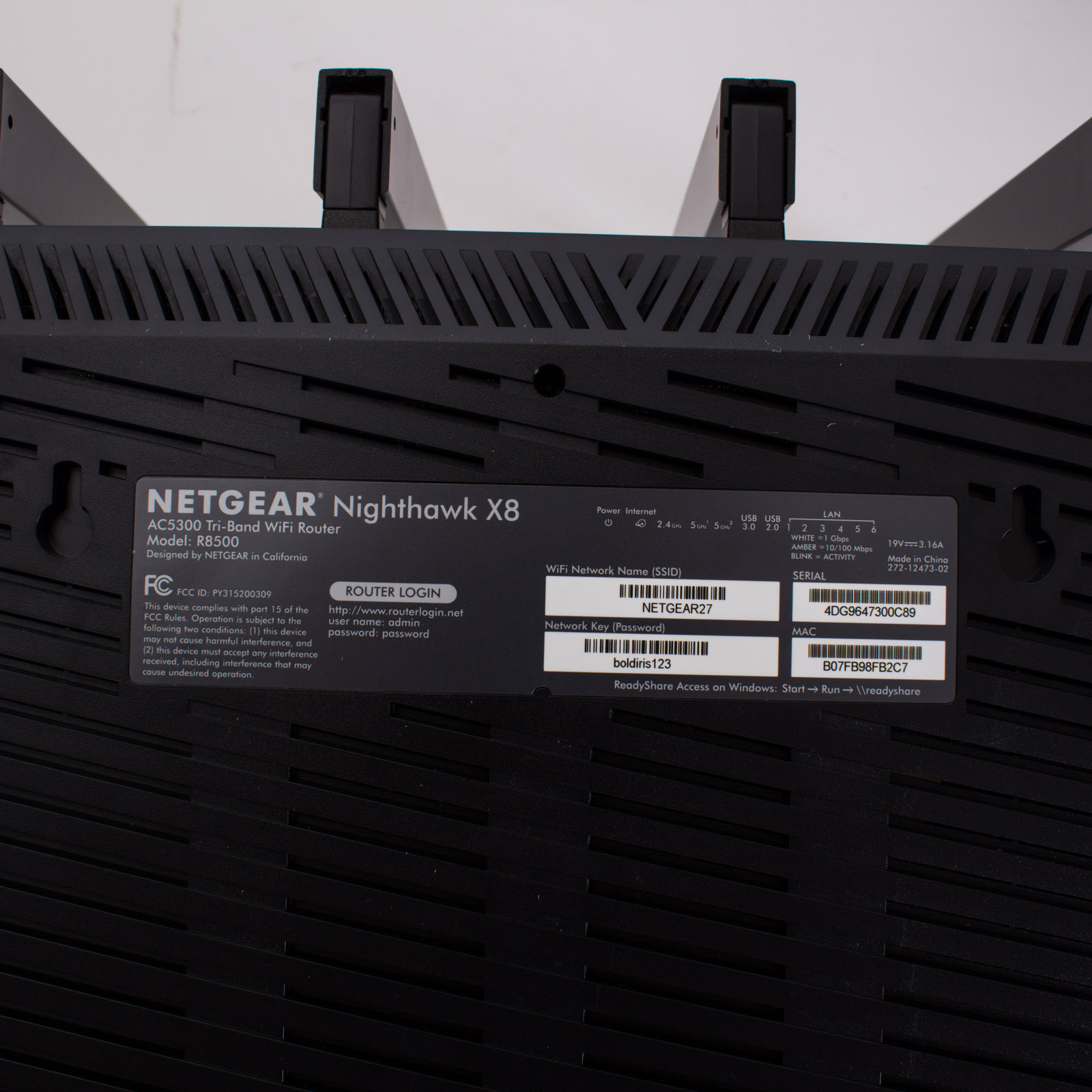 Netgear Nighthawk Tri-Band Wifi Router and Two Range Extenders