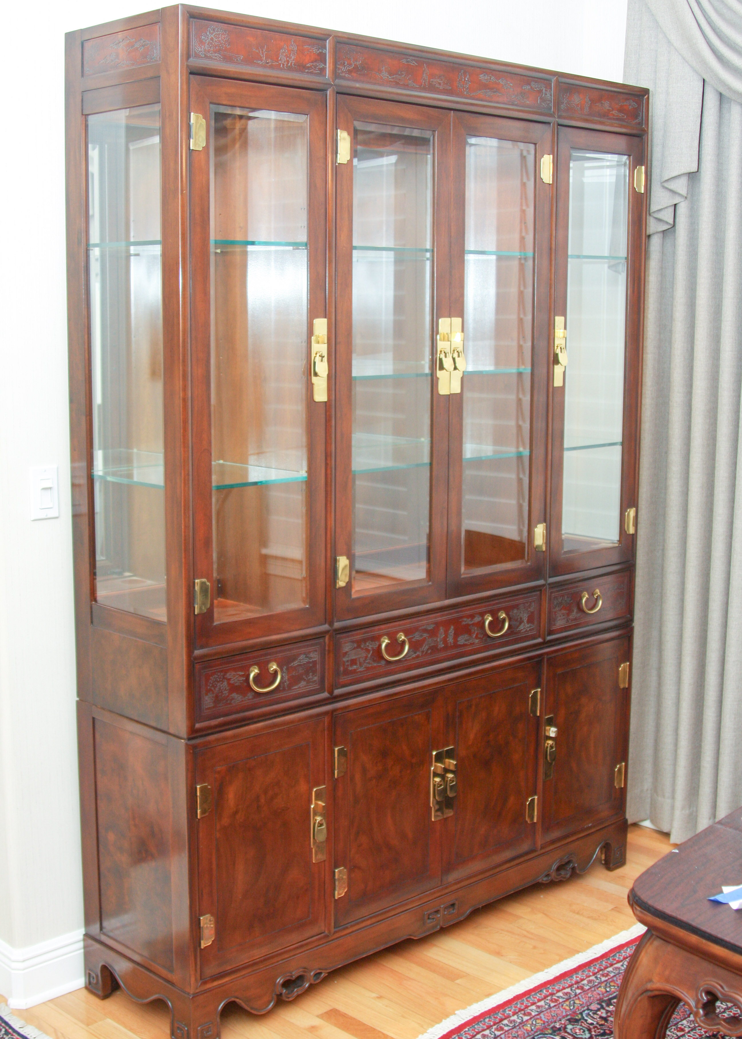 Heritage China Display Case Cabinet